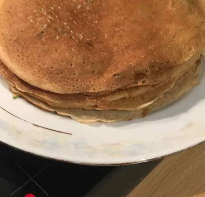 Pfannkuchen aus Dinkel-Vollkornmehl mit Zucchini