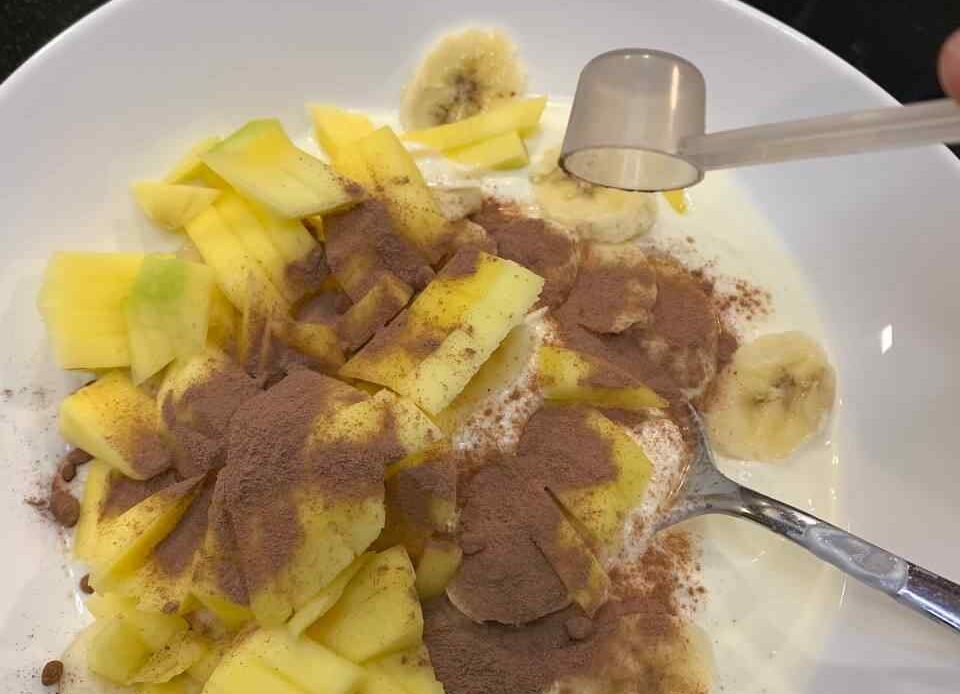 Joghurt mit Mango, Banane &amp; Hazelnut Nougat Flavor